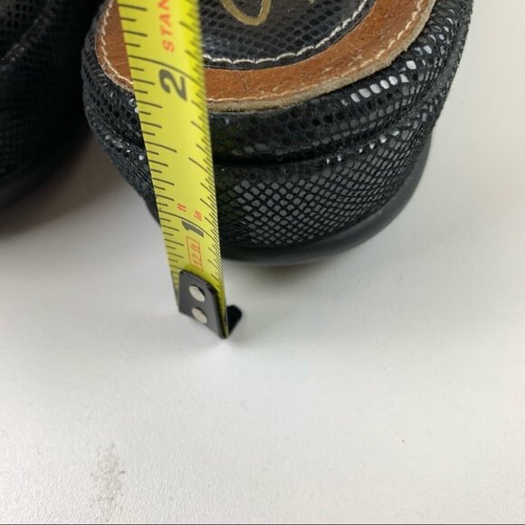 CLARKS Artisan I Black Leather I Sandal - Picture 11 of 12